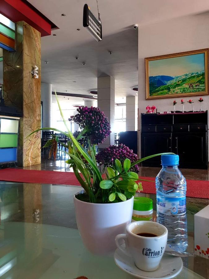 Hotel La Corniche Fnideq Exterior foto
